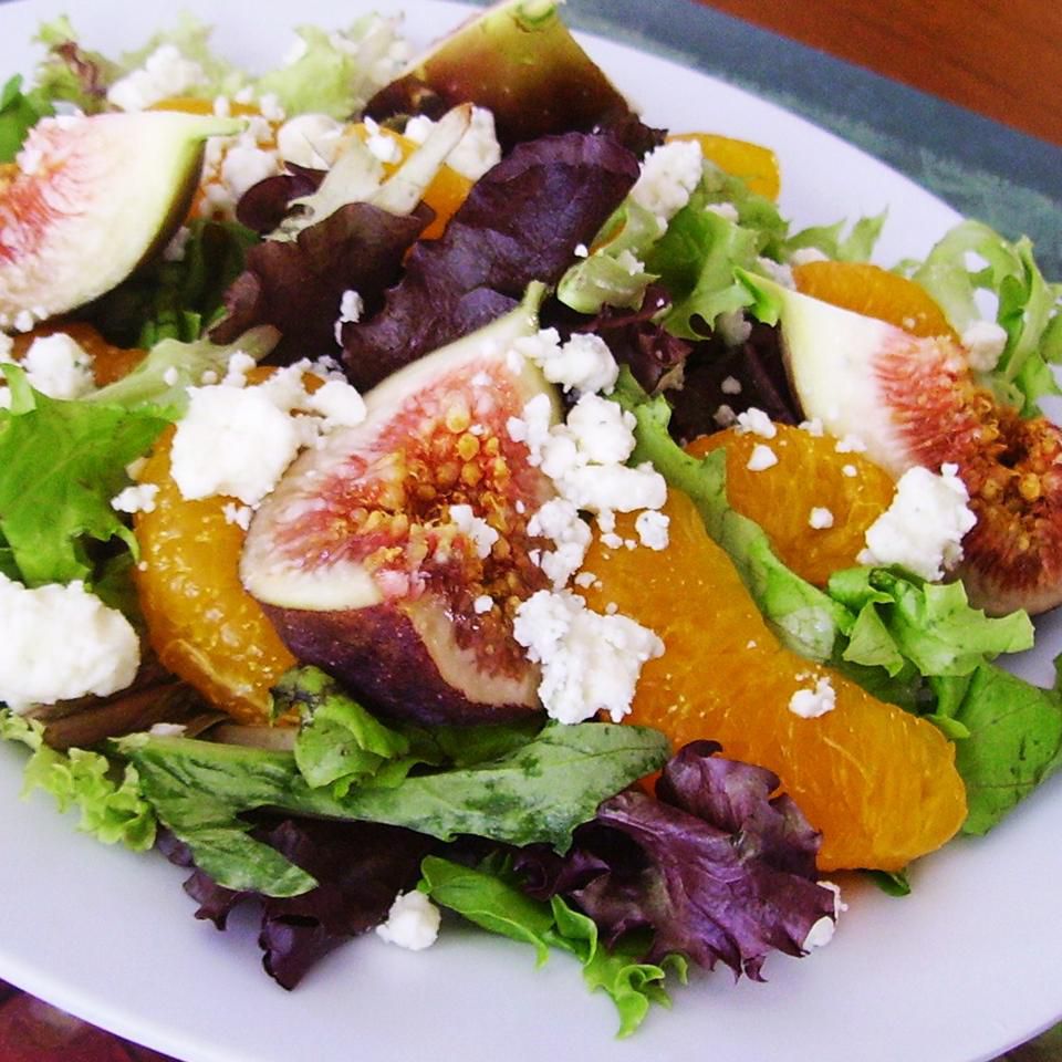 Recipe Orange, Fig, and Gorgonzola Salad 1044911-f6351628dccb47349e1673c4cfcbfc0c