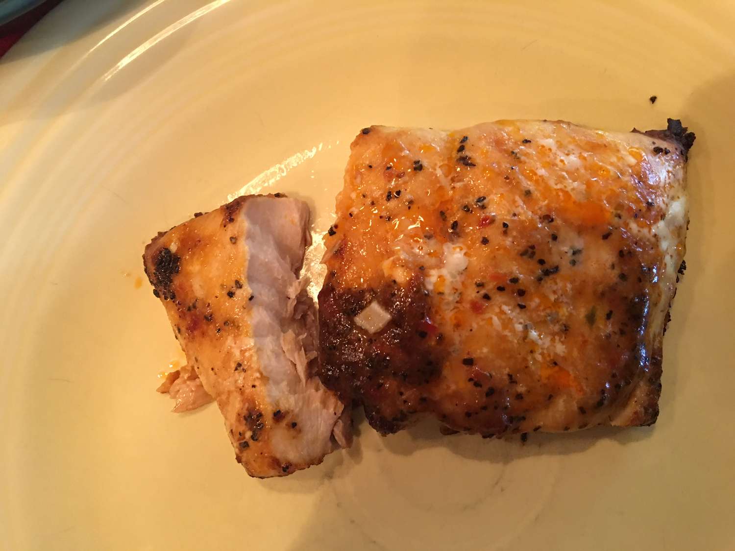 Recipe Salmon with Pomegranate Glaze 4528020-2baab377ab6c4b5f979eb79c4c945173