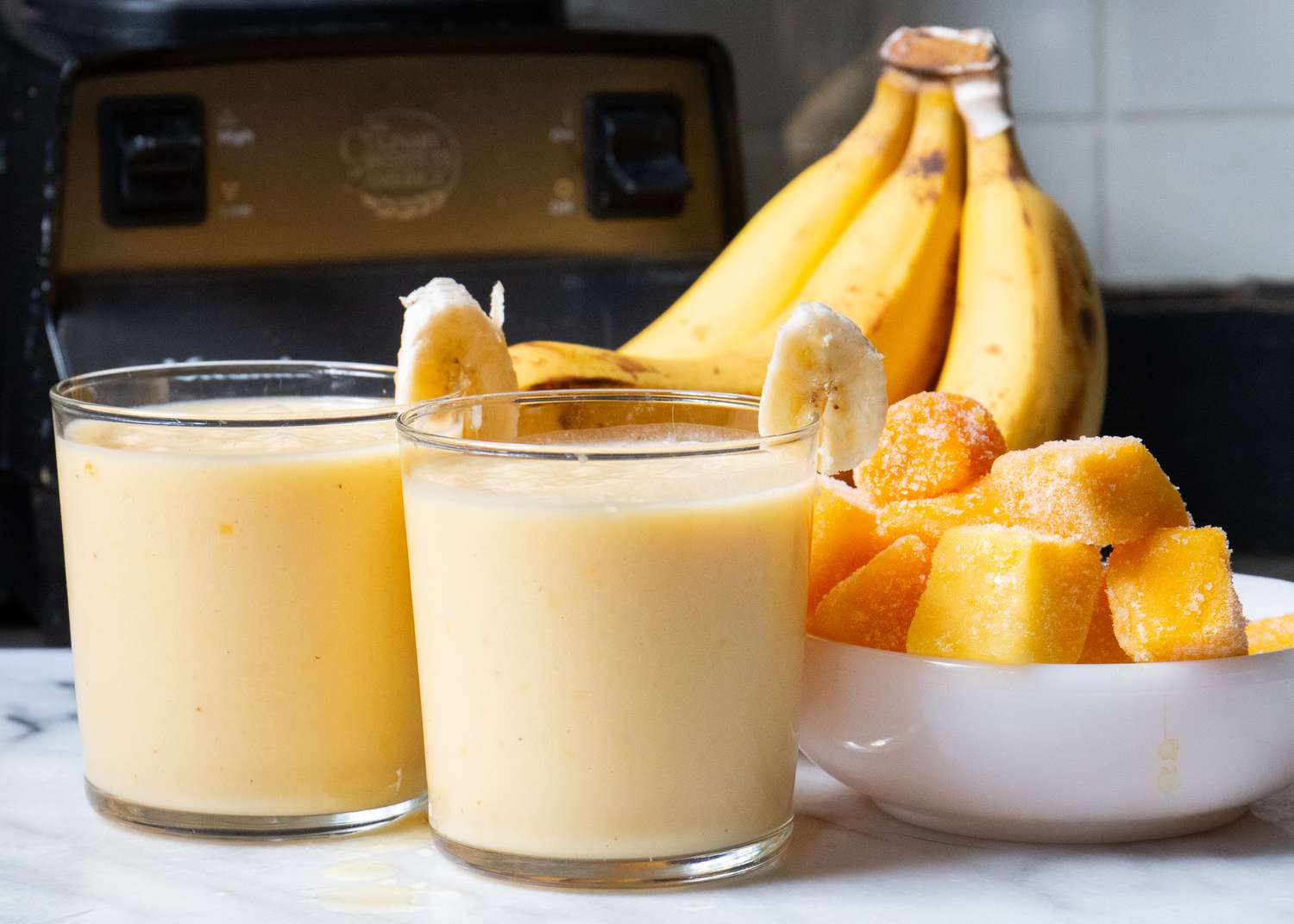 Recipe Easy Mango Banana Smoothie 6236089-780238d875594b00871a5cbbd37a8a36