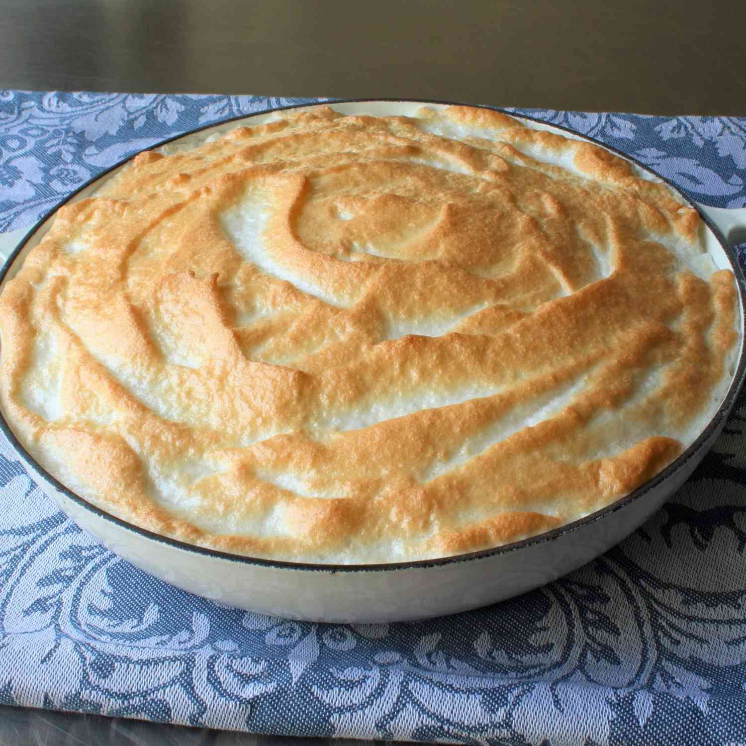 Recipe Southern-Style Baked Banana Pudding 6623667-2000-548a1942751744f8bdb0f2b11672decd