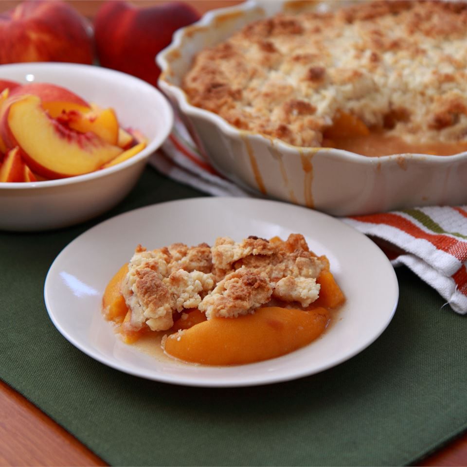 Recipe Easy Peach Cobbler with Cake Mix 777288-7c3469bd5dd94edfb8d2c36298a113f1