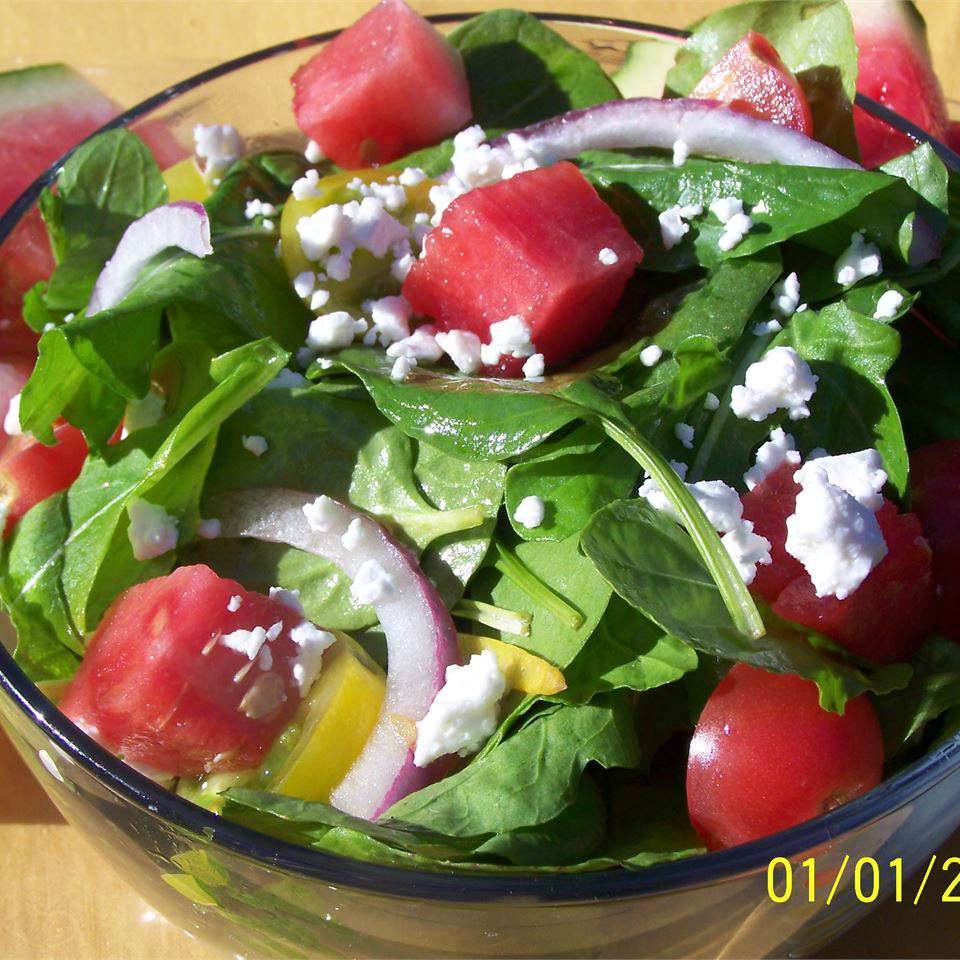 Recipe Watermelon and Feta Salad with Arugula and Spinach 826523-0d28ff081bc545d1b7098a4ceb3a524d
